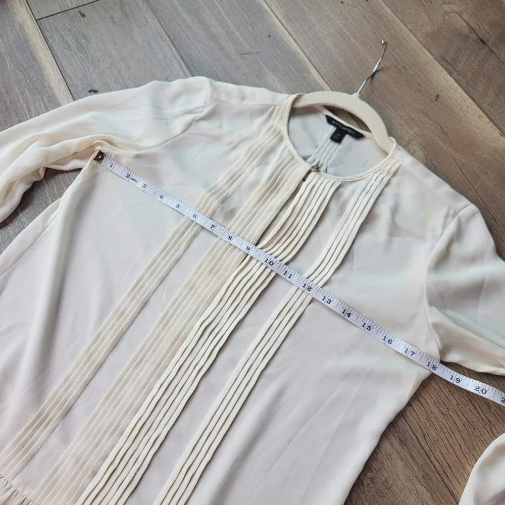 Banana Republic Ivory Pleated Peplum Blouse 3/4 Sleeve Cream Top XS